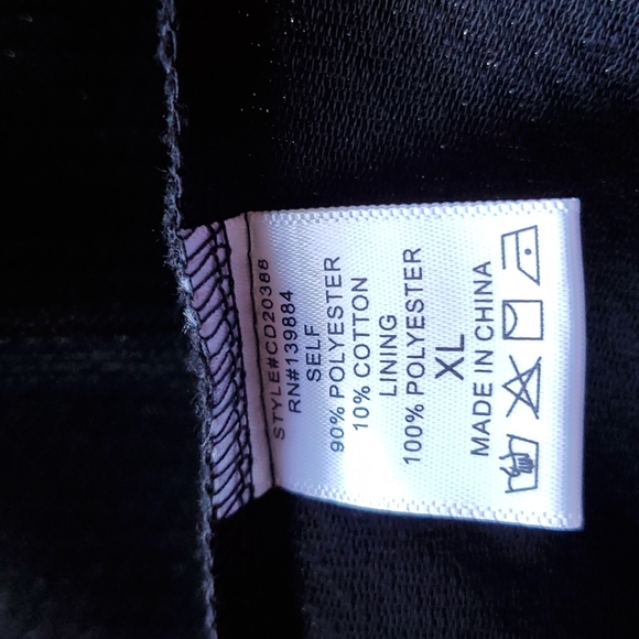 Fashion Nova metallic dress - Picture 8 of 9